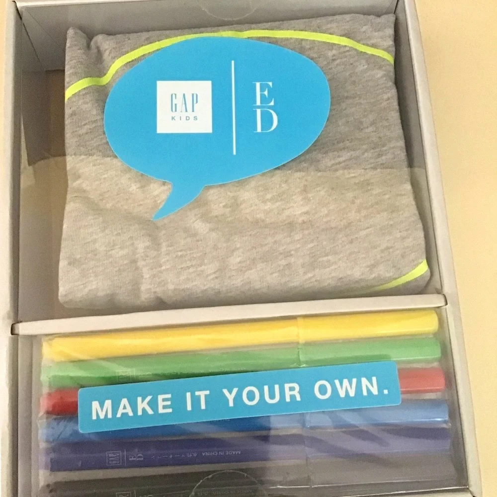 NWT NIB GAP Kids ED Make It Your Own Gray Grey DIY T-shirt Set & Marker 12 Ellen